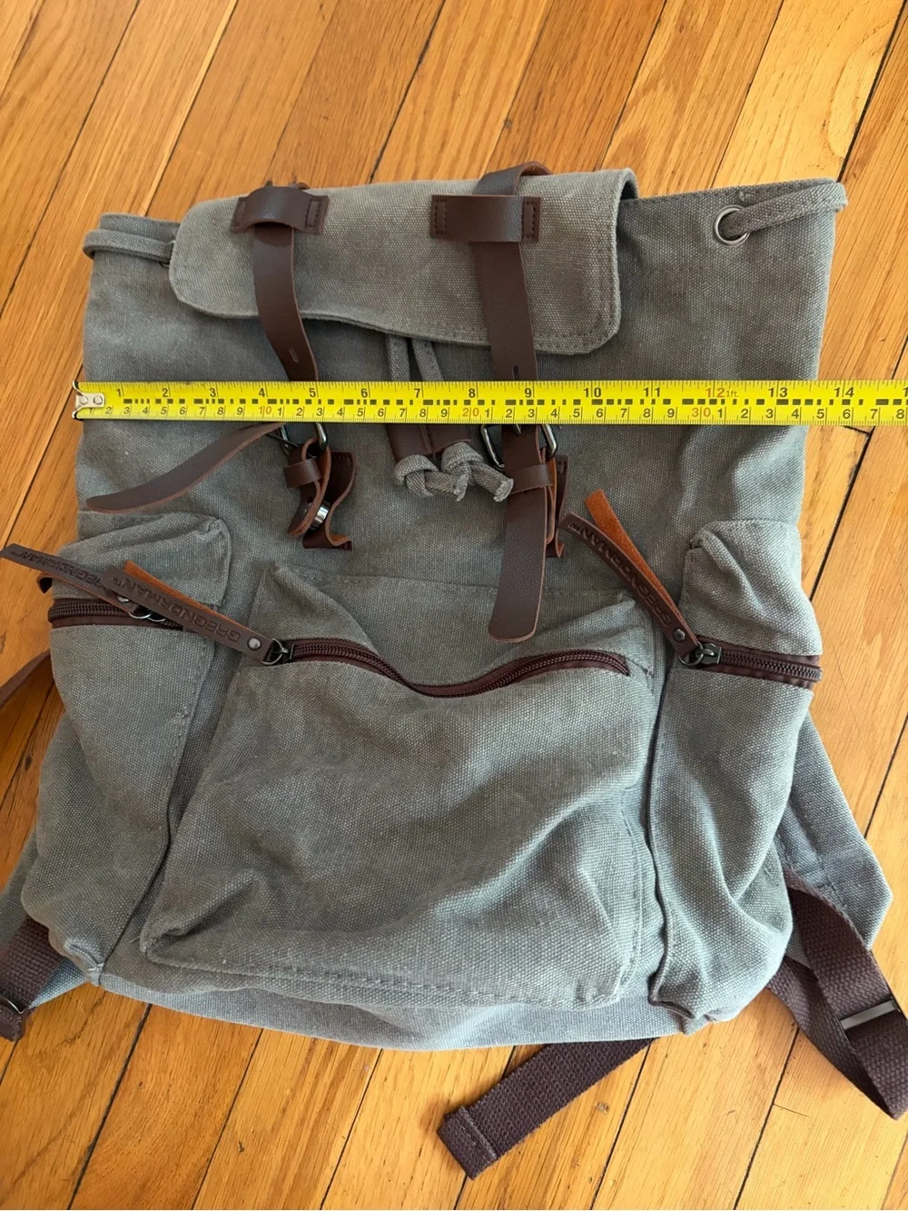 Greg Norman Refined Traveler Canvas Backpack Brown Leather Straps.  Classic Golf
